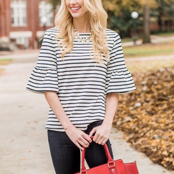 Black & White Stripe blouse - Picture 2 of 9
